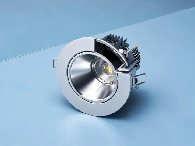 Recessed downlight optical chamber